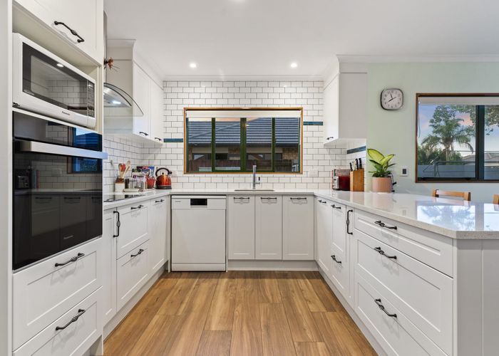  at 42 Bahamas Key, Papamoa Beach, Papamoa