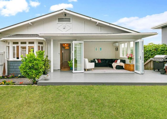  at 1 Rangipawa Road, One Tree Hill, Auckland