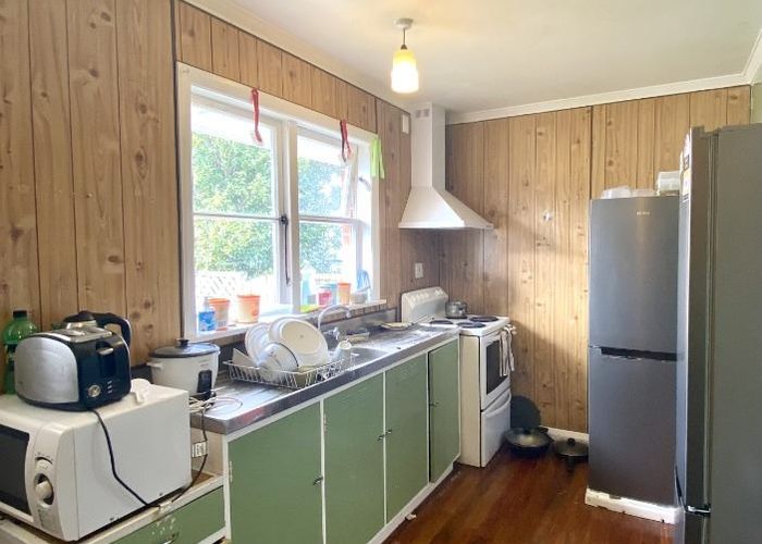  at 2/5 Ruahine Street, Trentham, Upper Hutt