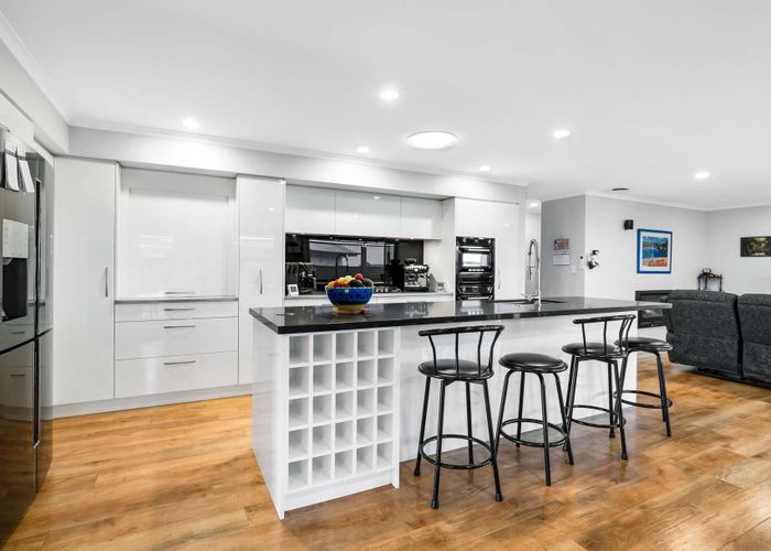  at 16D Windsor Terrace, Durie Hill, Whanganui, Manawatu / Whanganui