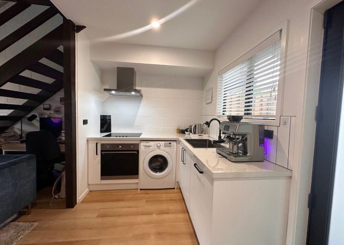  at 2/9 Sherborne Street, St Albans, Christchurch