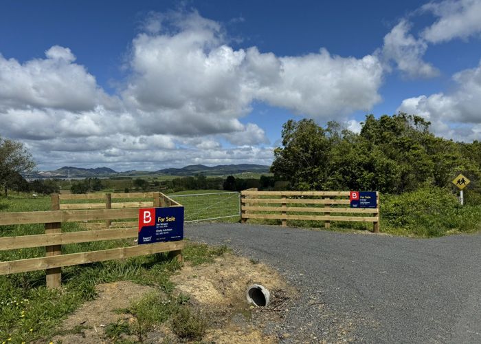  at Hetherington Road and Waikokowai Roads, Huntly, Waikato, Waikato