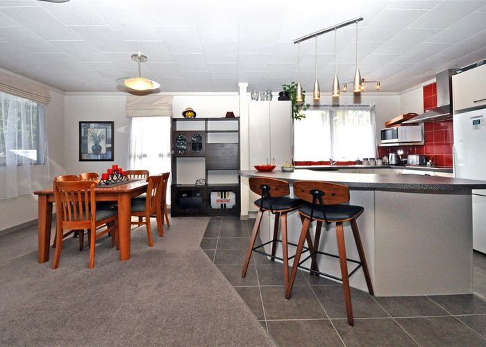  at 25B Shakespear Road, Army Bay, Whangaparaoa