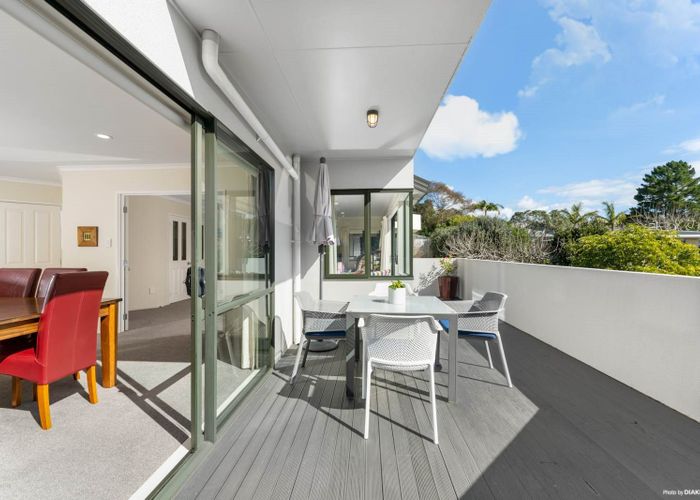  at 56B Newhaven Terrace, Mairangi Bay, Auckland