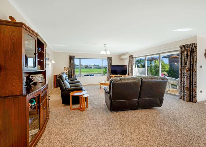  at 76 Orotu Drive, Poraiti, Napier, Hawke's Bay