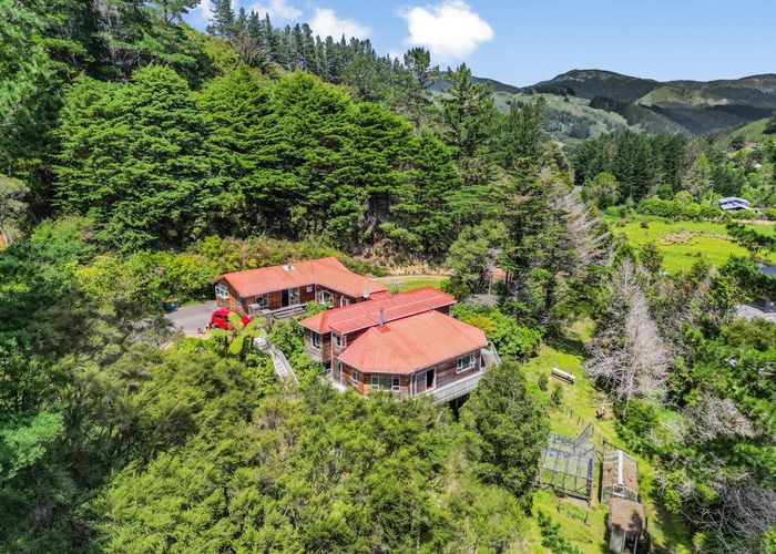  at 526 Moores Valley Road, Wainuiomata, Lower Hutt