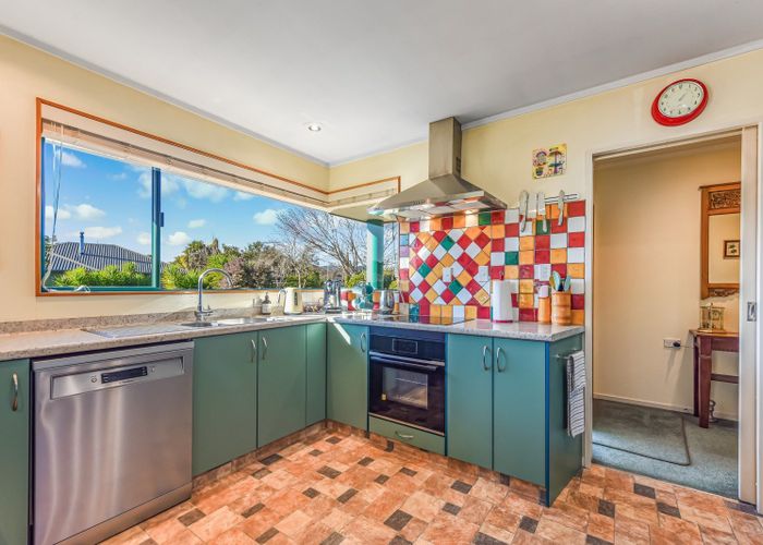  at 7 Stagg Place, Brightwater