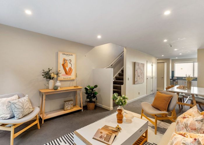  at 9/8 Thatcher Crescent, Crofton Downs, Wellington, Wellington