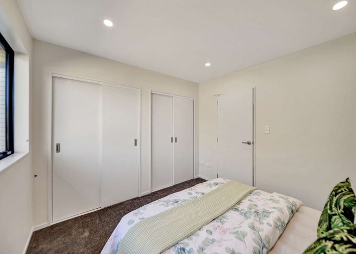  at 18/106 triangle Road, Massey, Waitakere City, Auckland