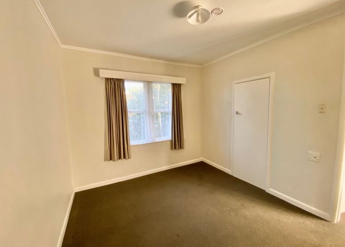  at 2/11 Queens Avenue, Frankton, Hamilton, Waikato
