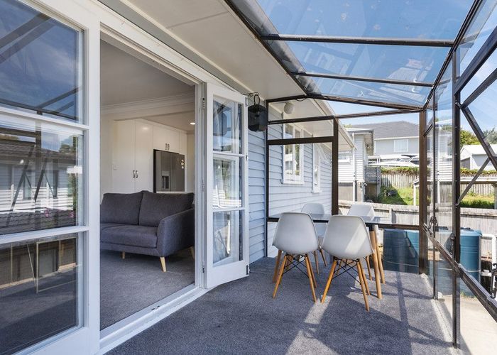  at 8 Gilliam Street, New Lynn, Waitakere City, Auckland