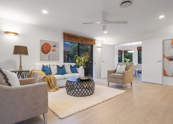  at 7 Twin Court, Albany, North Shore City, Auckland