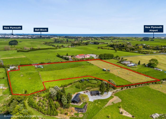  at 65 Mountain Road, Sentry Hill, New Plymouth