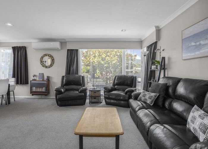 at 6 Manutuke Street, Wainuiomata, Lower Hutt