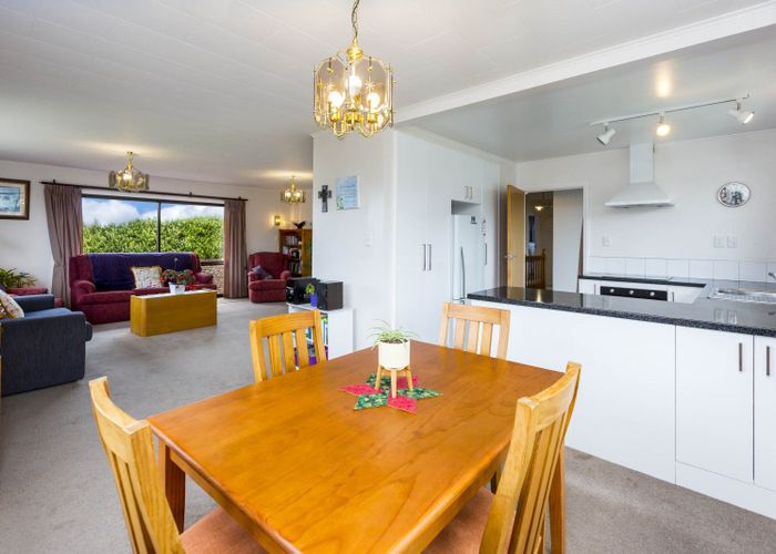  at 27 Sunnyview Drive, Brown Owl, Upper Hutt, Wellington