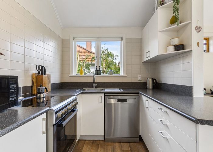  at 94 Duke Street, Mount Roskill, Auckland