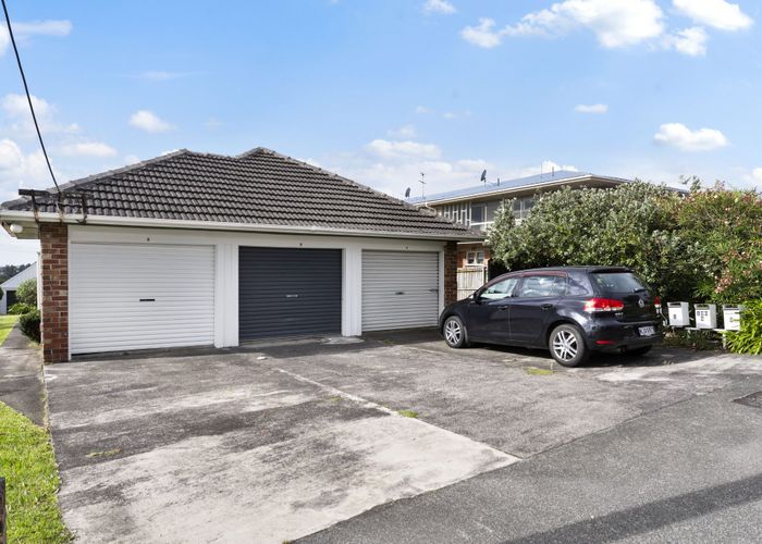  at 3/130 St Johns Road, Meadowbank, Auckland