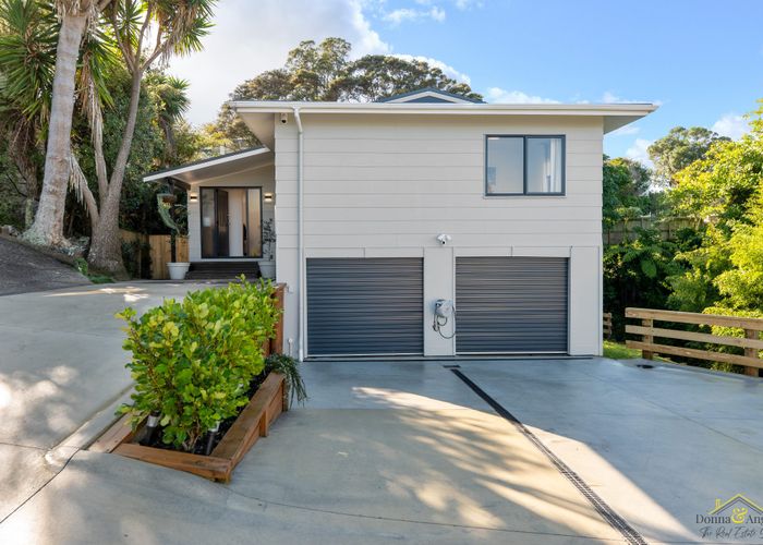  at 42c Endeavour Street, Blockhouse Bay, Auckland City, Auckland