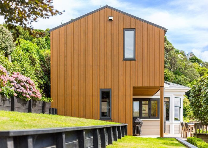  at 37 Reuben Avenue, Brooklyn, Wellington, Wellington