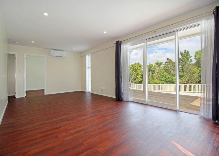  at 4/42 Esmonde Road, Takapuna, North Shore City, Auckland