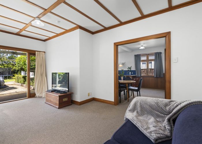  at 27 Thomson Street, West End, Palmerston North