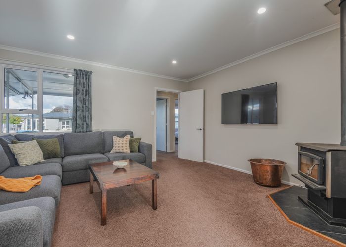  at 5 Ilford Place, Awapuni, Palmerston North