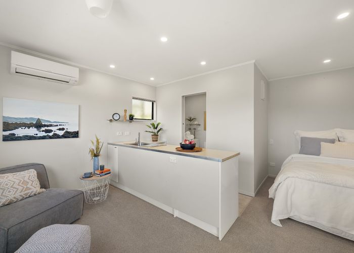 at 43 Bowes Crescent, Strathmore Park, Wellington