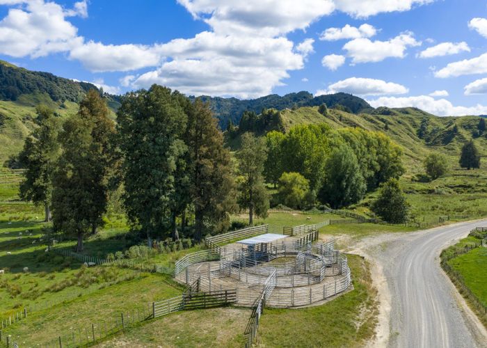  at 1221 Waitewhena Road, Taumarunui, Ruapehu, Manawatu / Whanganui