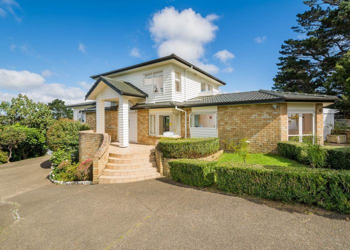  at 22 Dene Court Lane, Greenhithe, Auckland