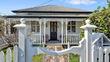  at 1/8 Cambria Road, Devonport, Auckland