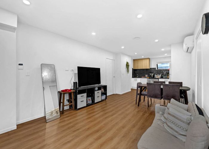  at 10B Benton Place, Manurewa, Manukau City, Auckland