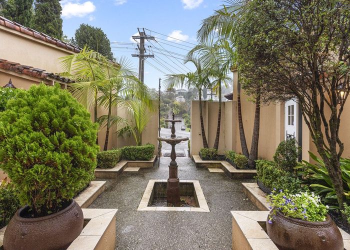  at 81 Portland Road, Remuera, Auckland
