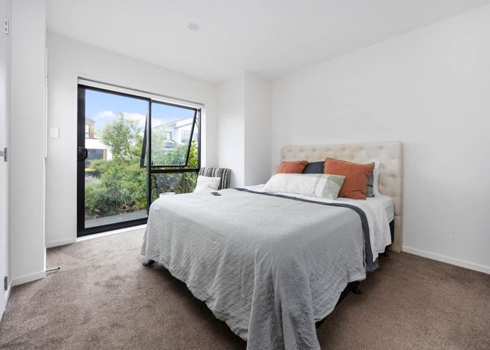  at 8 Aviation Drive, Hobsonville, Waitakere City, Auckland