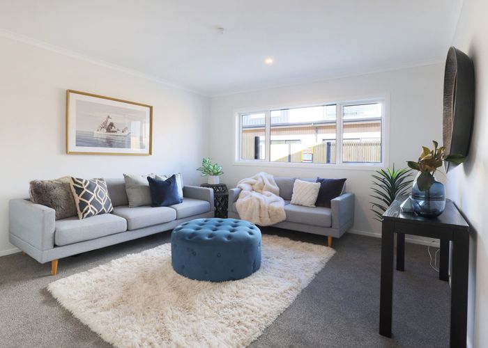  at 745-747 Fergusson Drive, Elderslea, Upper Hutt, Wellington
