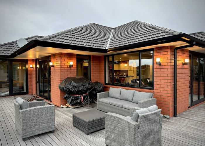  at 8 Bracken Gable, Rosedale, Invercargill