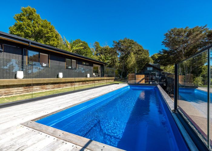  at 127 Wilma Road, Surfdale, Waiheke Island