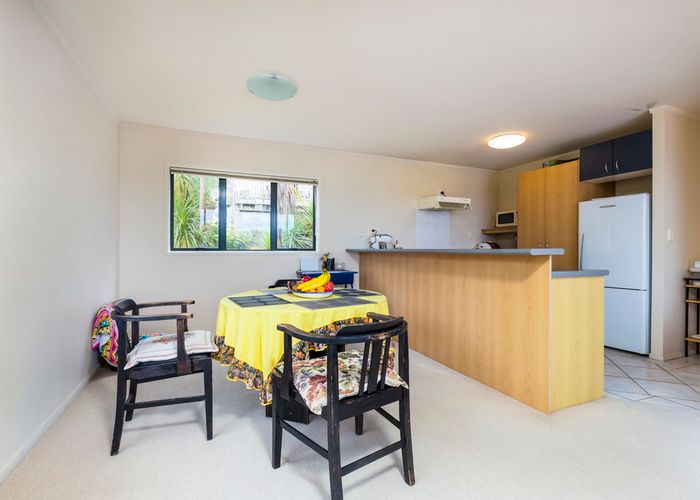  at 8/8 Flynn Street, Birkdale, Auckland