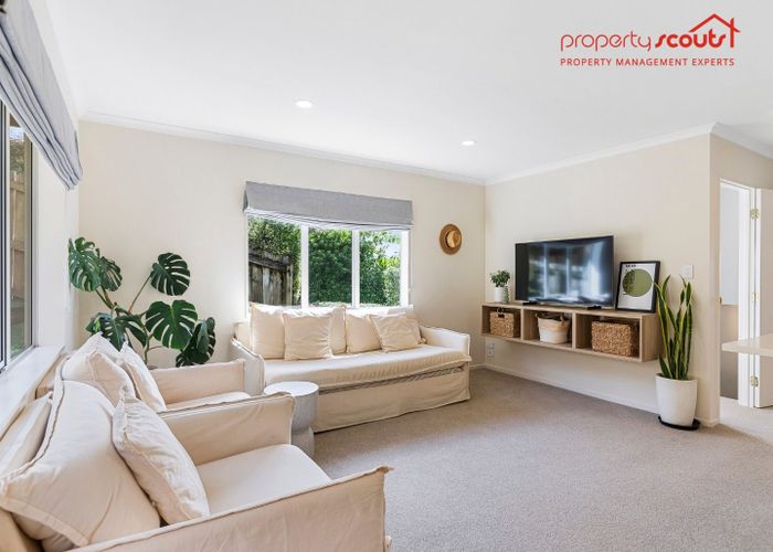  at 13/61 The Avenue, Albany, North Shore City, Auckland