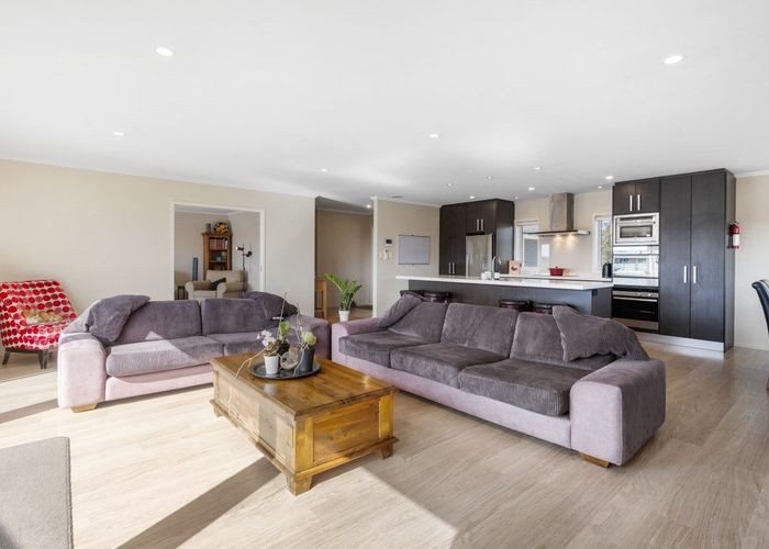 For sale 47 Chamberlain Road, Bombay, Franklin, Auckland homes.co.nz