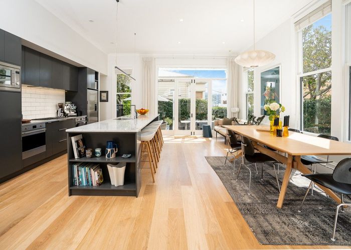  at 18 Austin Street, Mount Victoria, Wellington, Wellington