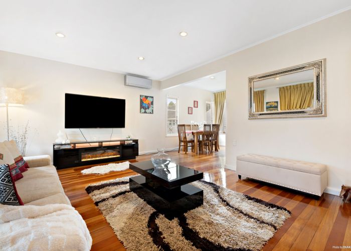  at 1516 Dominion Road Extension, Mount Roskill, Auckland City, Auckland