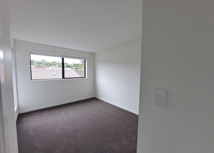  at 1/764 Beach Road, Browns Bay, North Shore City, Auckland