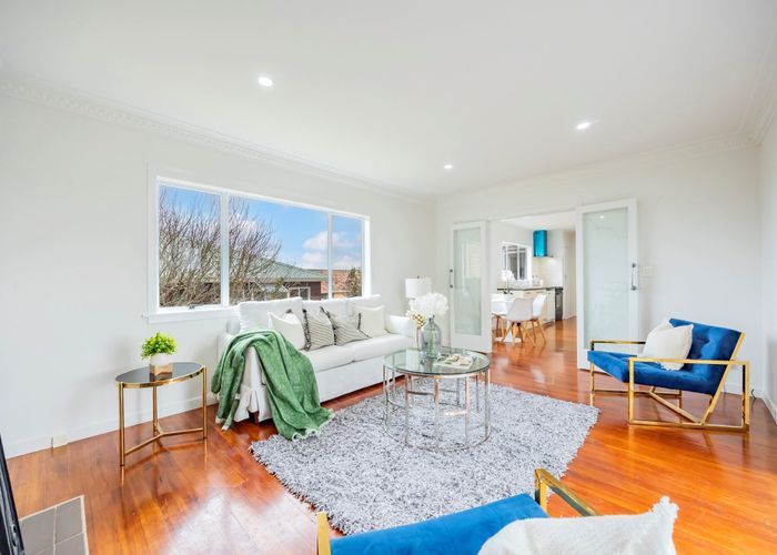  at 569 Glenfield Road, Glenfield, Auckland