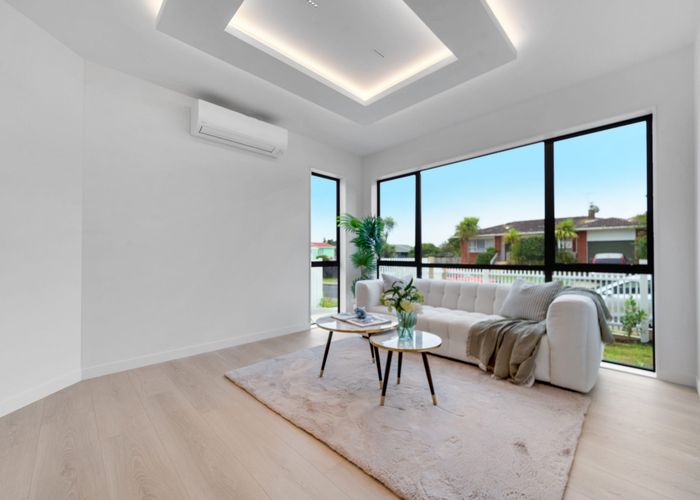  at 4 Barrie Avenue, Papatoetoe, Manukau City, Auckland