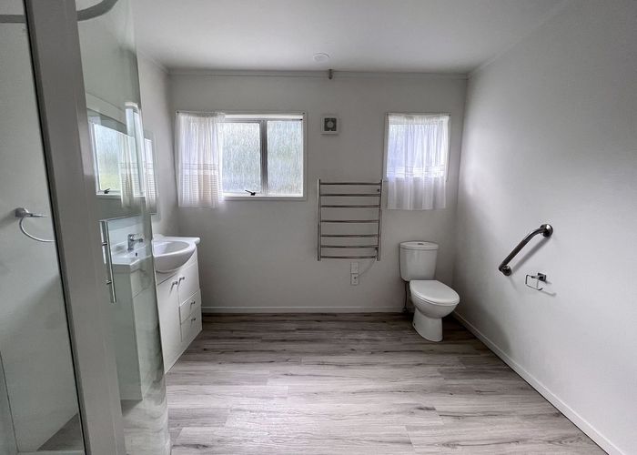  at 1/5 Killarney Avenue, Torbay, North Shore City, Auckland