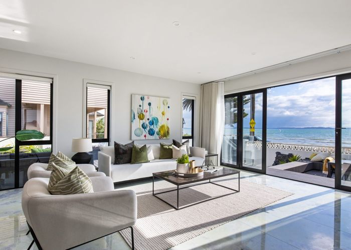  at 18A The Esplanade, Eastern Beach, Manukau City, Auckland