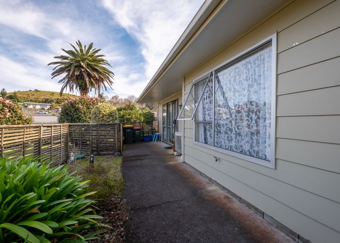  at 2 Shaldon Crescent, Blagdon, New Plymouth