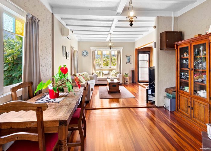  at 1/61 Beach Haven Road, Beach Haven, Auckland