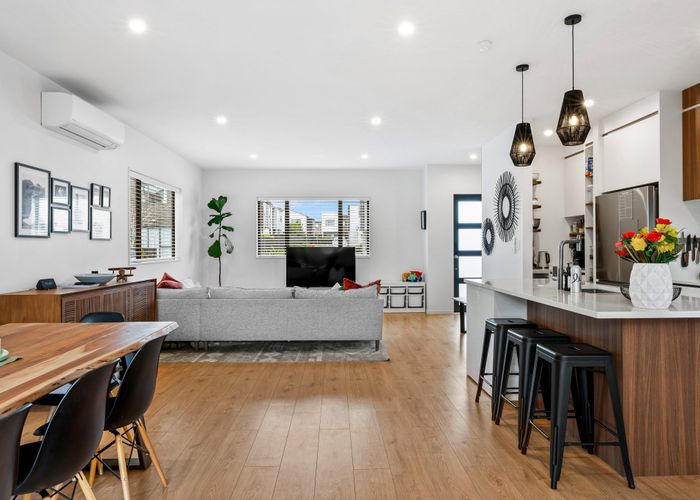  at 21 Autumn Blaze Street, Hobsonville, Waitakere City, Auckland