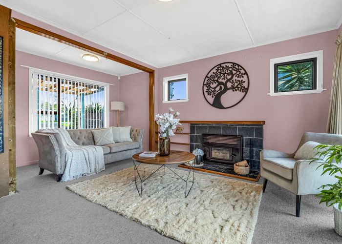  at 98 Glendale Road, Glen Eden, Waitakere City, Auckland